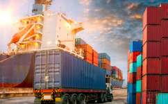 我国海运的生长历史和内贸海运行业的现状？？？？？？？