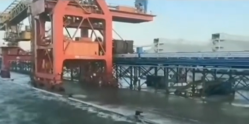 辽宁沿海口岸突发海水倒灌，，，，，，部分口岸暂停作业