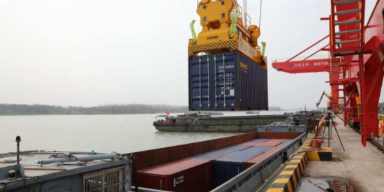 海河联运，，，，，，，浙江兰溪到江苏太仓集装箱航线正式开通
