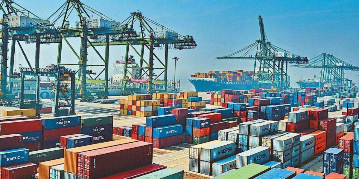 天下铁路首列一单制集装箱货柜多式联运启航